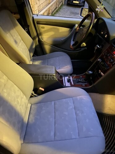 Mercedes C 180 1997, 267,000 km - 1.8 l - Bakı