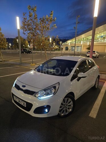 Kia Rio 2011, 202,000 km - 1.1 л - Bakı