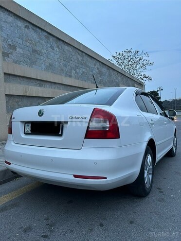 Skoda Octavia 2011, 130,000 km - 1.6 l - Bakı