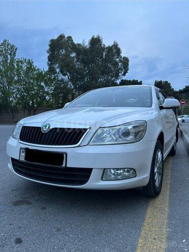 Skoda Octavia 2011, 130,000 km - 1.6 l - Bakı