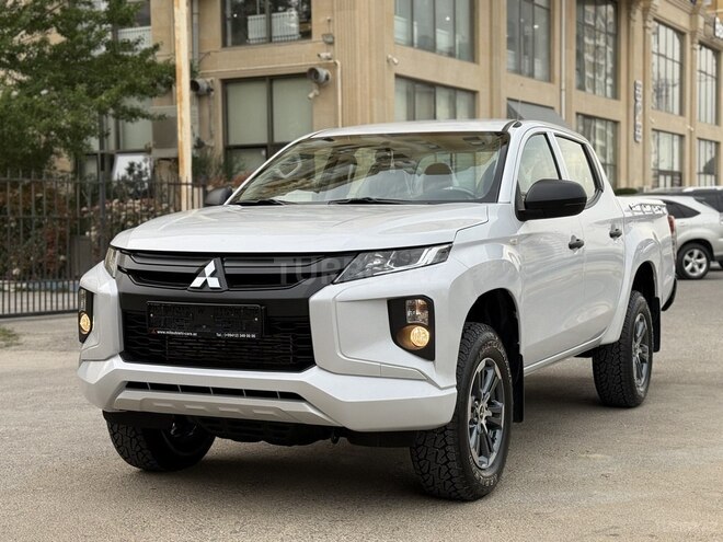 Mitsubishi L200 2022, 48,388 km - 2.4 l - Bakı