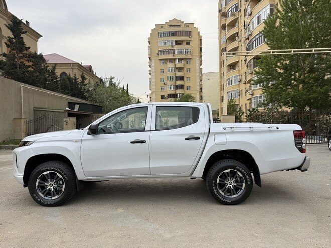 Mitsubishi L200 2022, 48,388 km - 2.4 l - Bakı
