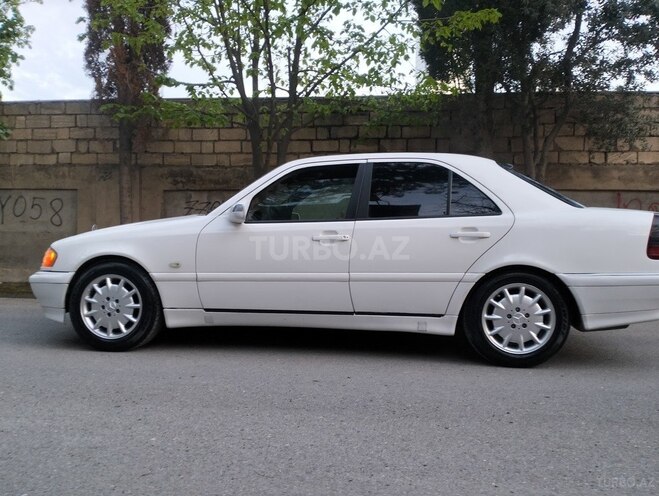Mercedes C 220 d 1999, 575,576 km - 2.2 л - Bakı