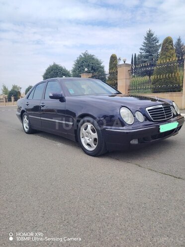 Mercedes E 240 1999, 269,300 km - 2.4 л - Gəncə
