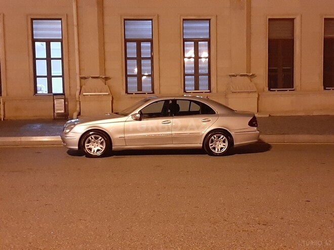 Mercedes E 270 2002, 270,600 km - 2.7 l - Bakı