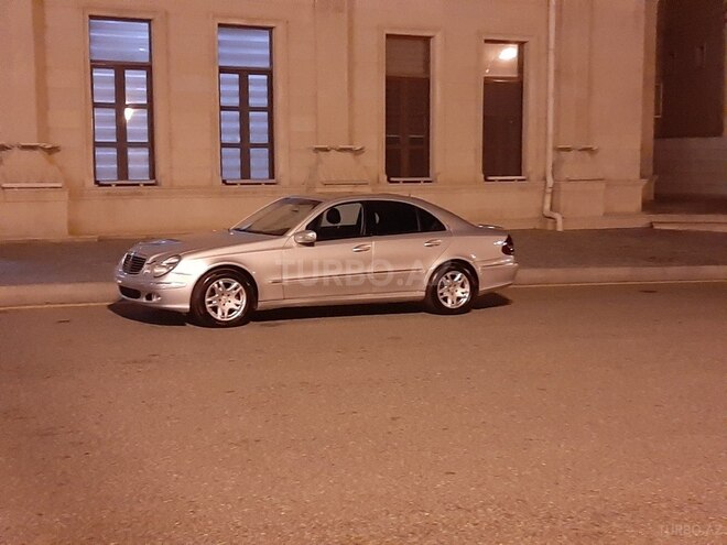 Mercedes E 270 2002, 270,600 km - 2.7 l - Bakı