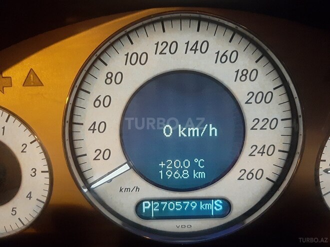 Mercedes E 270 2002, 270,600 km - 2.7 l - Bakı