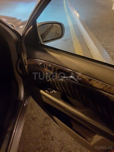 Mercedes E 270 2002, 270,600 km - 2.7 l - Bakı