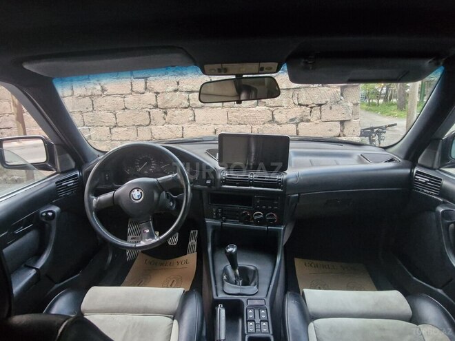 BMW 525 1991, 270,000 km - 2.5 l - Bakı