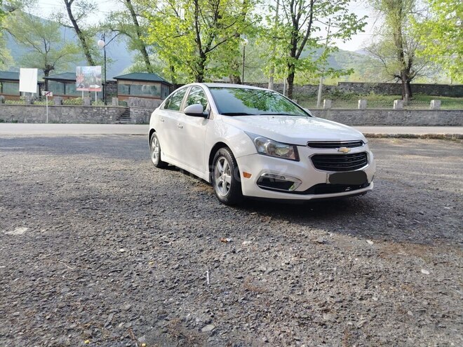 Chevrolet Cruze 2015, 185,000 km - 1.4 l - Şəki