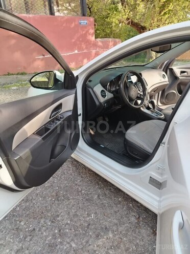 Chevrolet Cruze 2015, 185,000 km - 1.4 l - Şəki