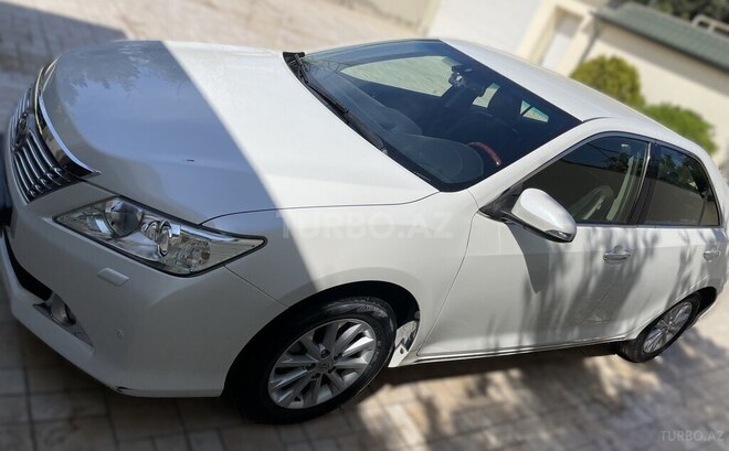 Toyota Camry-3