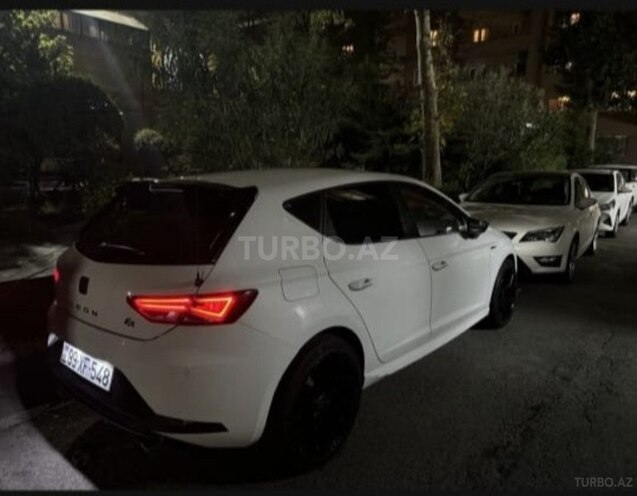 SEAT Leon-7