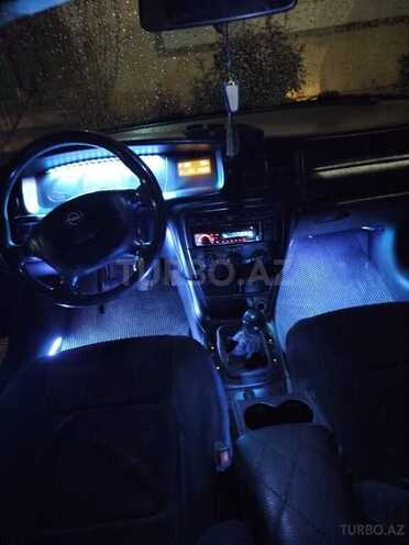 Opel Vectra 1996, 270,000 km - 1.8 l - Qazax