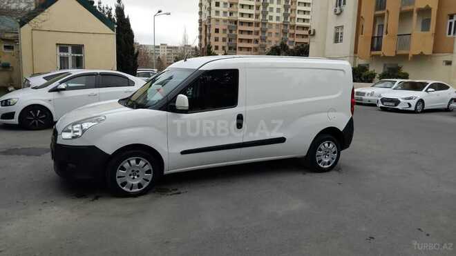 Fiat Doblo 2014, 146,000 km - 1.3 л - Bakı