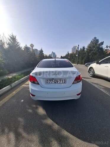 Hyundai Accent 2015, 115,000 km - 1.6 l - Bakı