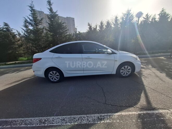 Hyundai Accent 2015, 115,000 km - 1.6 l - Bakı