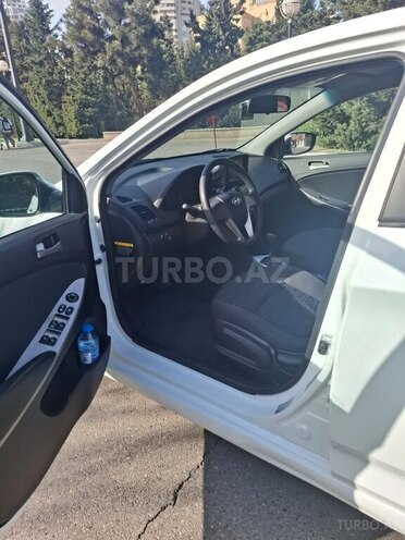 Hyundai Accent 2015, 115,000 km - 1.6 l - Bakı