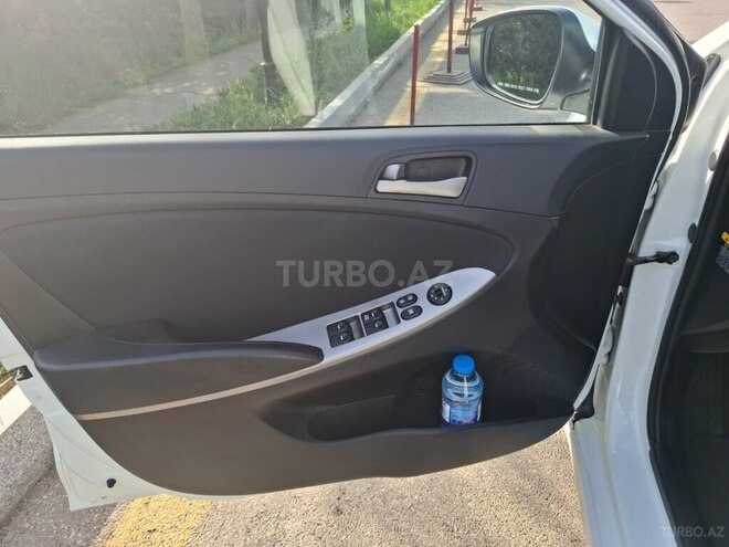Hyundai Accent 2015, 115,000 km - 1.6 l - Bakı
