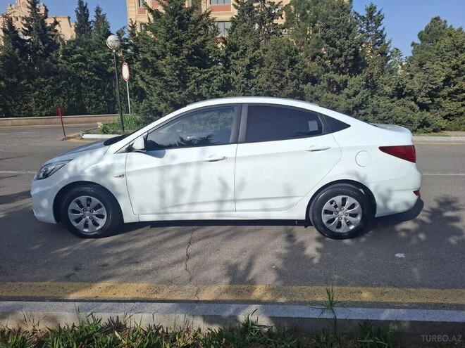 Hyundai Accent 2015, 115,000 km - 1.6 l - Bakı