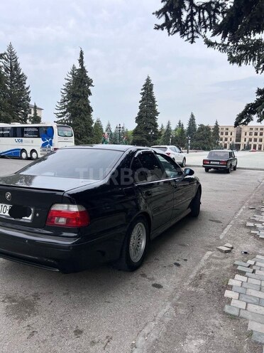 BMW 540 1997, 247,015 km - 4.4 l - Qusar