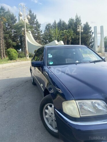 Mercedes C 180 2000, 334,000 km - 1.8 л - Bərdə
