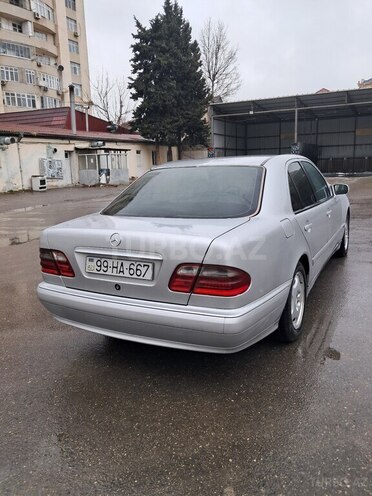 Mercedes E 220 d 2001, 420,000 km - 2.2 l - Bakı