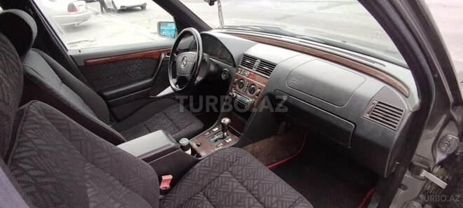 Mercedes C 220 1995, 602,000 km - 2.2 l - Bakı