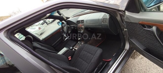 Mercedes C 220 1995, 602,000 km - 2.2 l - Bakı