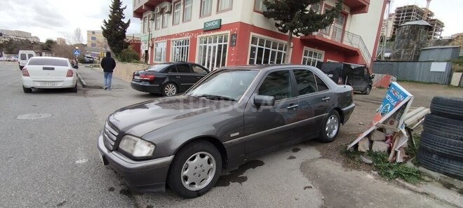 Mercedes C 220 1995, 602,000 km - 2.2 l - Bakı