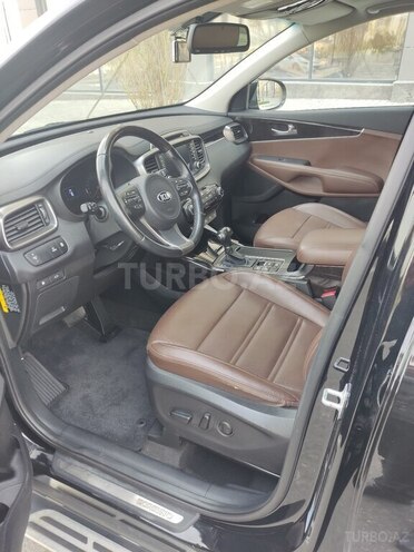 Kia Sorento-6