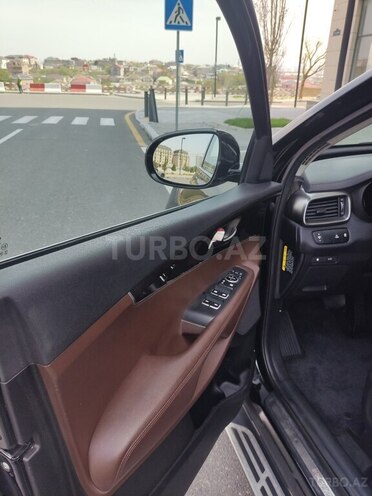 Kia Sorento-18