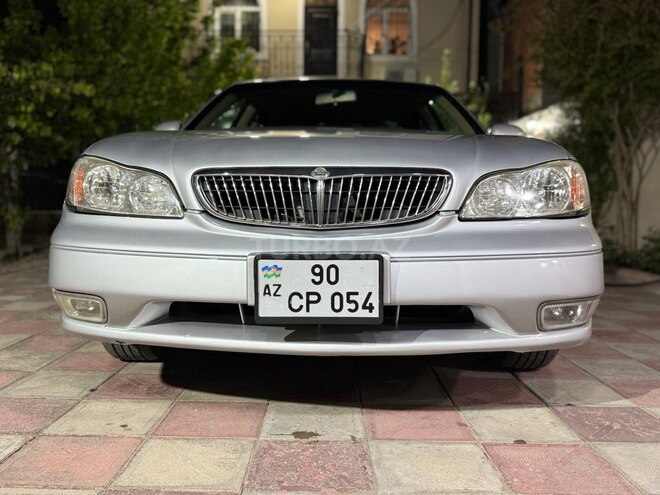 Nissan Maxima-5