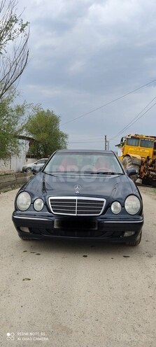 Mercedes E 270 2000, 336,000 km - 2.7 l - Bakı