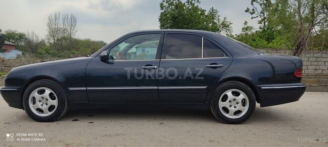 Mercedes E 270 2000, 336,000 km - 2.7 l - Bakı