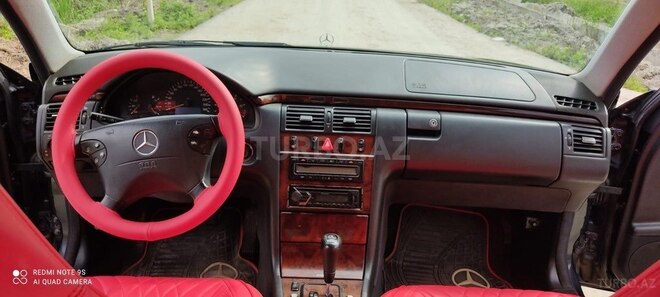 Mercedes E 270 2000, 336,000 km - 2.7 l - Bakı