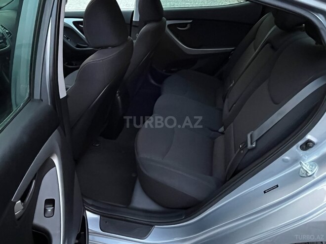 Hyundai Elantra 2015, 102,011 km - 1.8 l - Bakı
