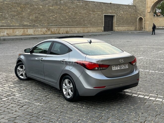 Hyundai Elantra 2015, 102,011 km - 1.8 l - Bakı