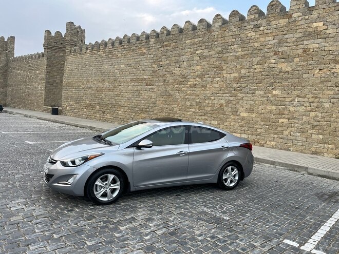 Hyundai Elantra 2015, 102,011 km - 1.8 l - Bakı