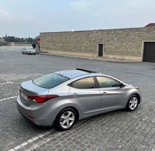 Hyundai Elantra 2015, 102,011 km - 1.8 l - Bakı