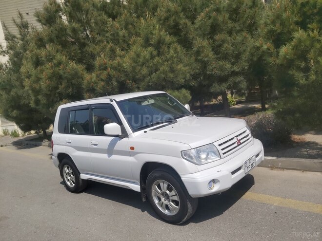 Mitsubishi Pajero io 2000, 335,000 km - 1.8 л - Bakı