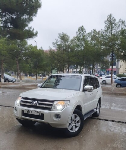 Mitsubishi Pajero 2007, 270,000 km - 3.0 l - Sumqayıt