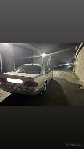 Mercedes E 200 1998, 100,000 km - 2.0 l - Sumqayıt