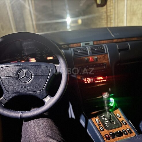 Mercedes E 200 1998, 100,000 km - 2.0 l - Sumqayıt