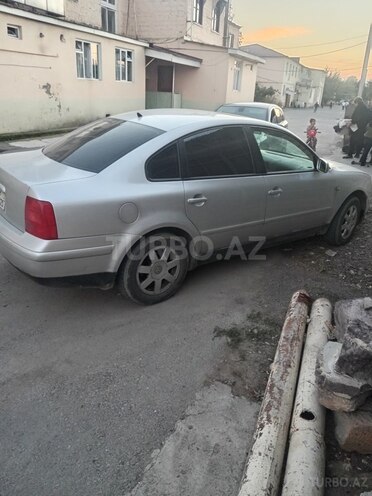 Volkswagen Passat 1999, 270,345 km - 2.0 l - Qazax