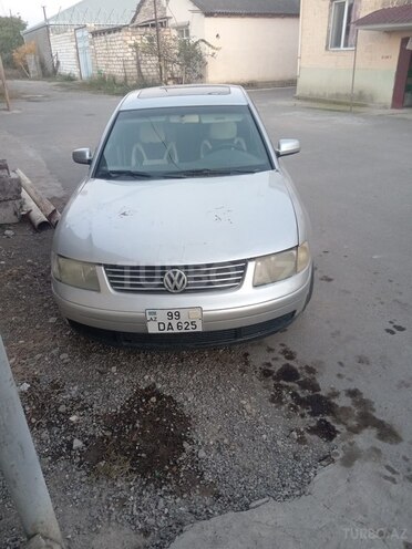 Volkswagen Passat 1999, 270,345 km - 2.0 l - Qazax