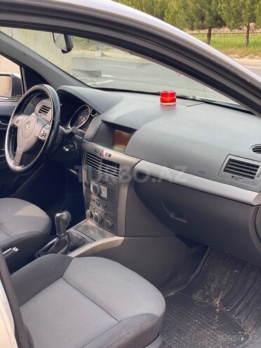 Opel Astra 2006, 350,000 km - 1.3 l - Bakı