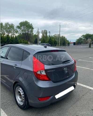Hyundai Accent 2014, 201,000 km - 1.6 l - Şəki