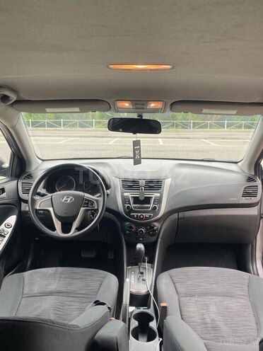 Hyundai Accent 2014, 201,000 km - 1.6 l - Şəki
