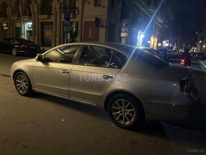 Volkswagen Passat 2006, 311,000 km - 2.0 l - Bakı